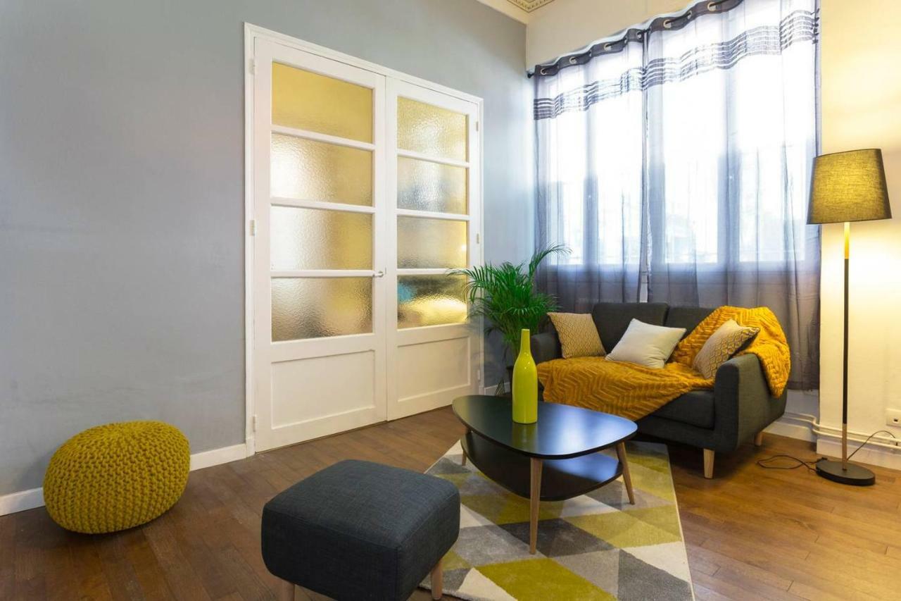Au Coeur Du Centre Historique Apartment Avignon Ngoại thất bức ảnh